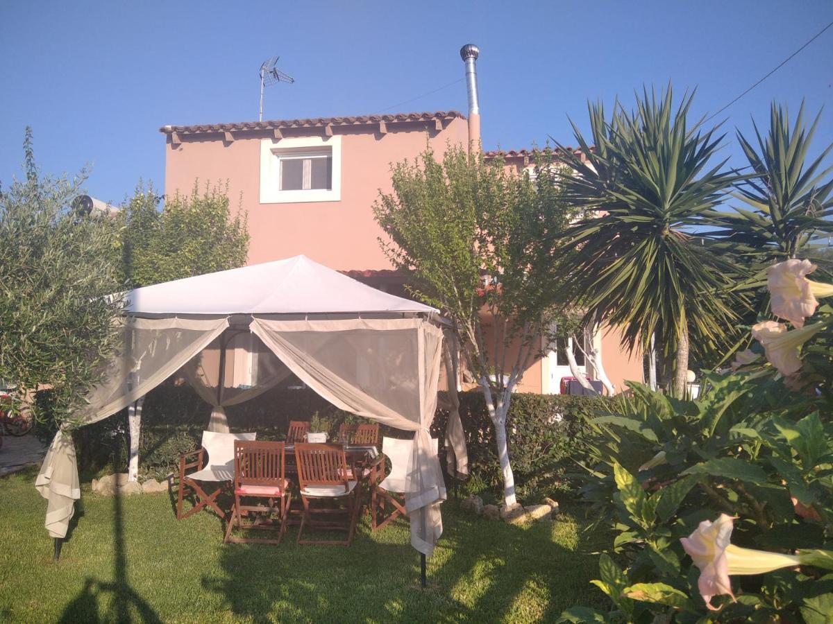 Ferienwohnung Spiti Lou Notos Exterior foto