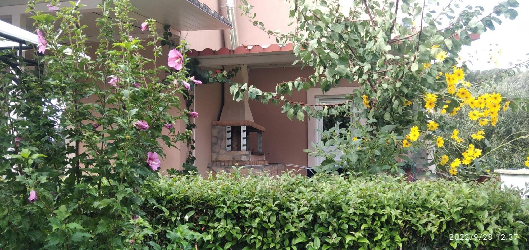 Ferienwohnung Spiti Lou Notos Exterior foto