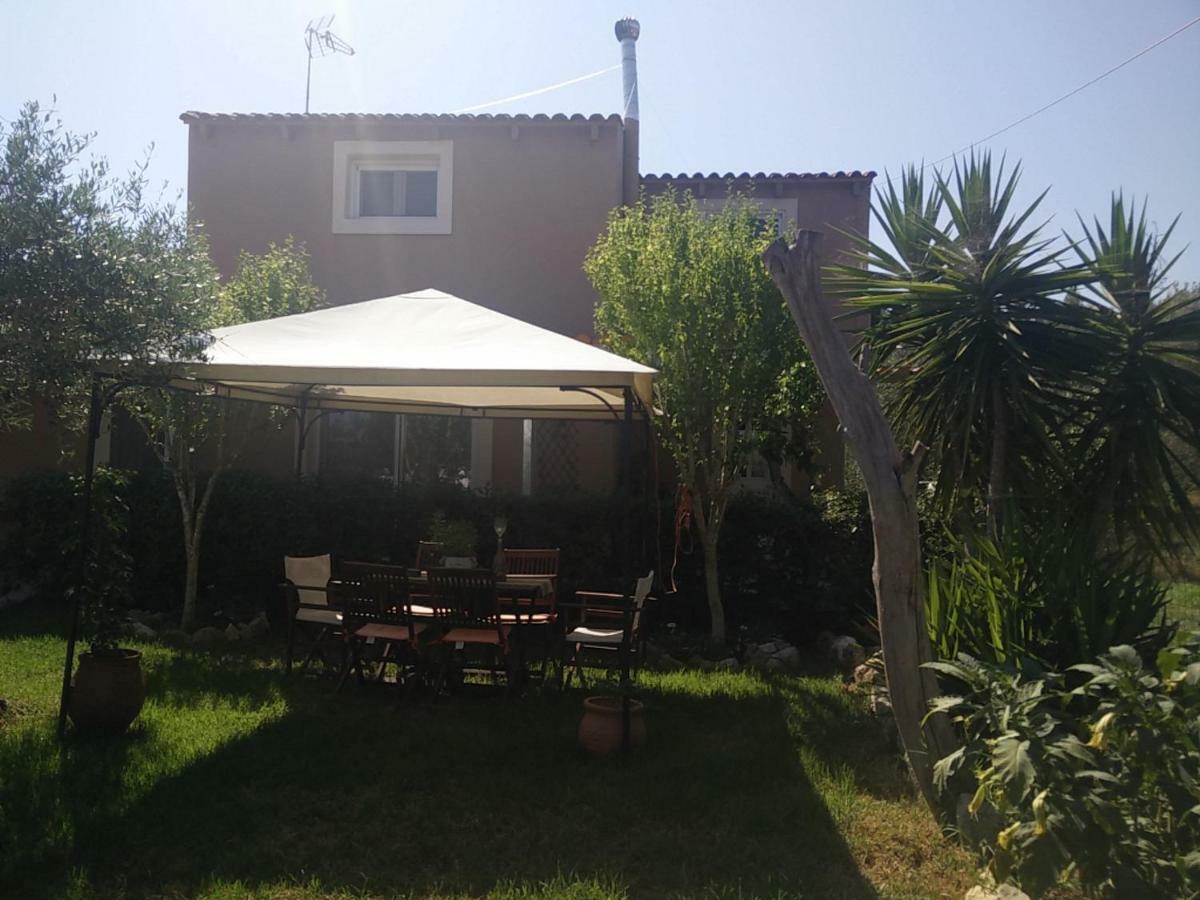 Ferienwohnung Spiti Lou Notos Exterior foto